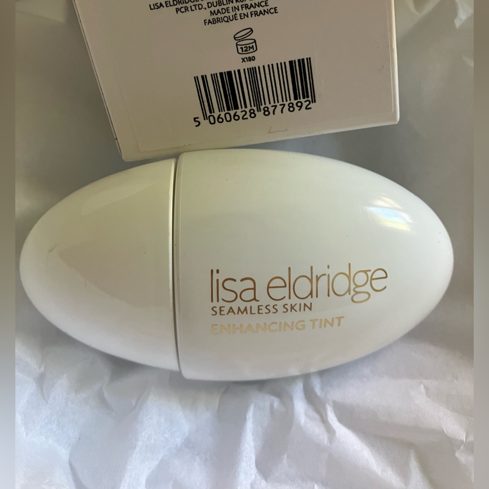 Lisa Eldridge Enhancing Skin Tint in T6